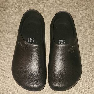 Birkenstock Womans Black Slippers
